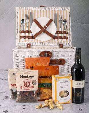 Deluxe Black Check Picnic Basket